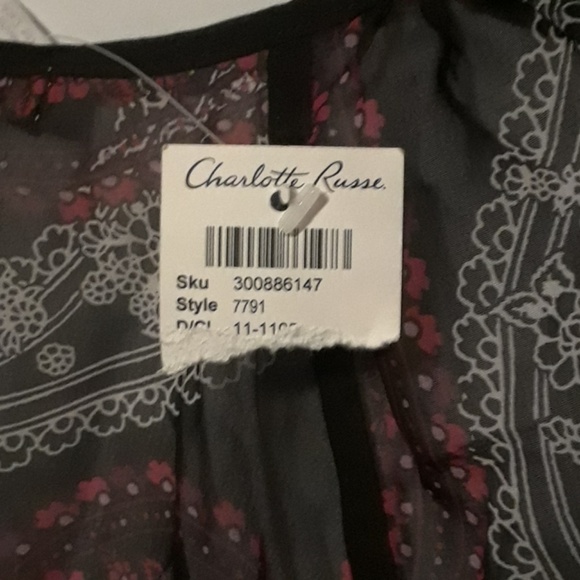 Blouse Charlotte Russe size Medium NWT - Picture 3 of 3